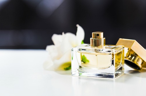 shutterstock_perfume
