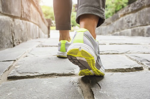 shutterstock_walking