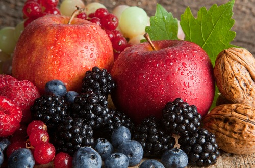 blueberries & apples m