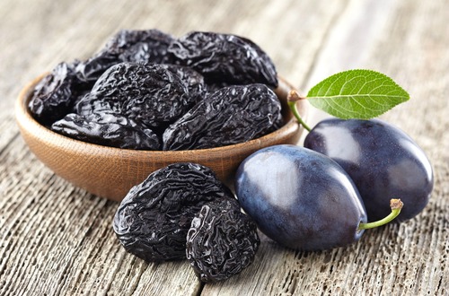 prunes m
