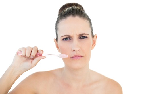 fluoride-brushing-teeth-m