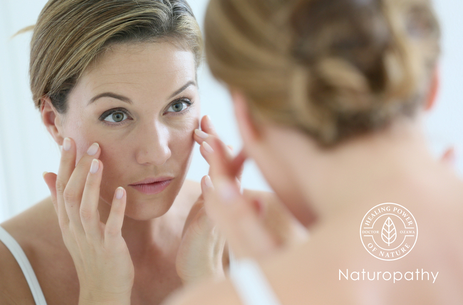 aging woman in the mirror-eyecatch