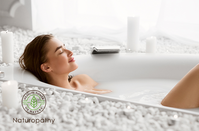 woman relaxing in the bath-eyecatch